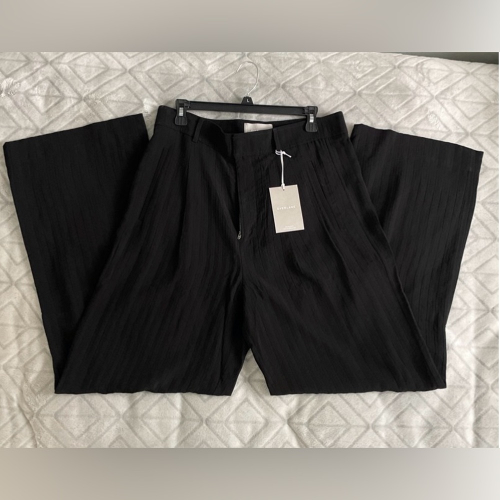 Everlane women’s Way High Drape pants size 12